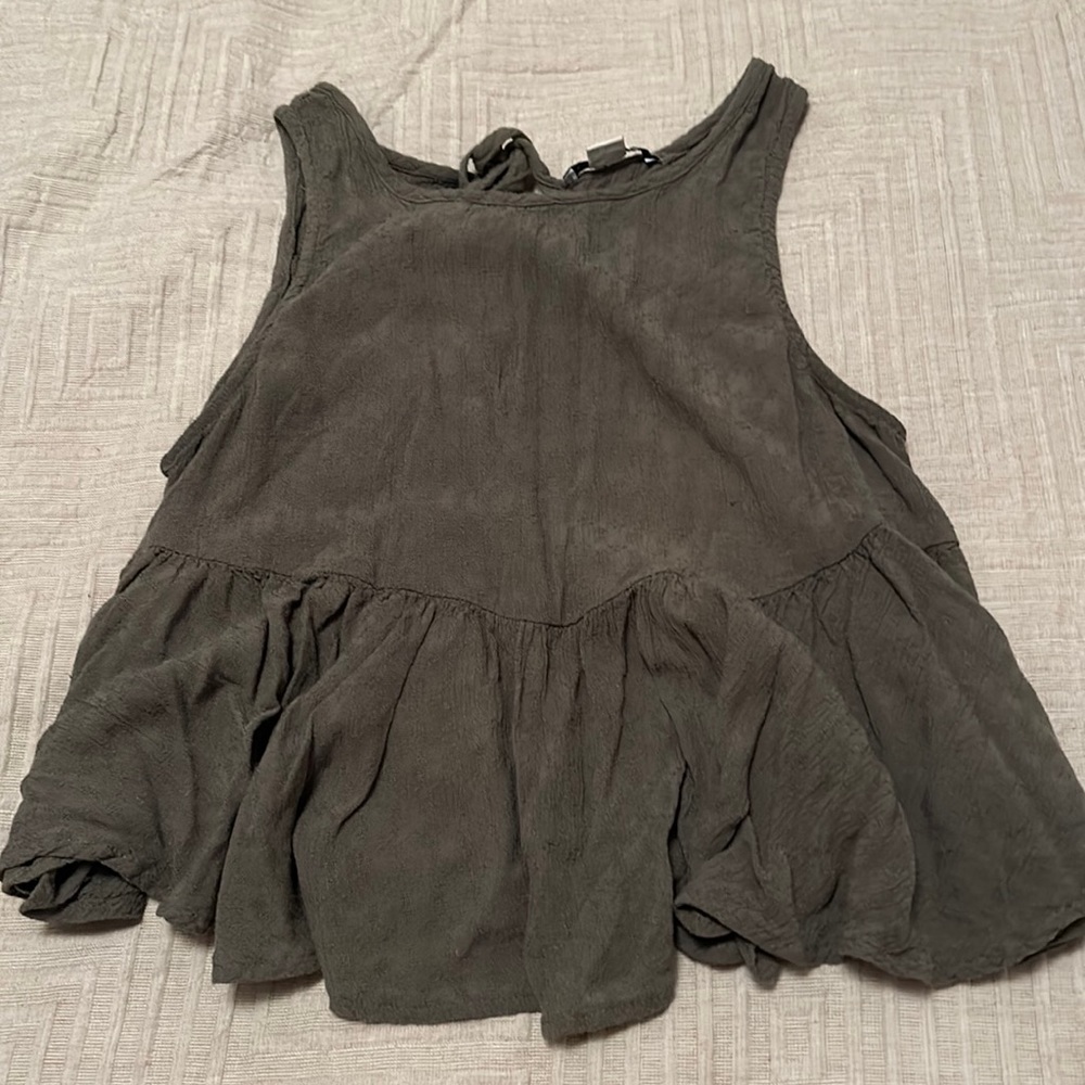 AE crop tank top. Olive green. Size XXS